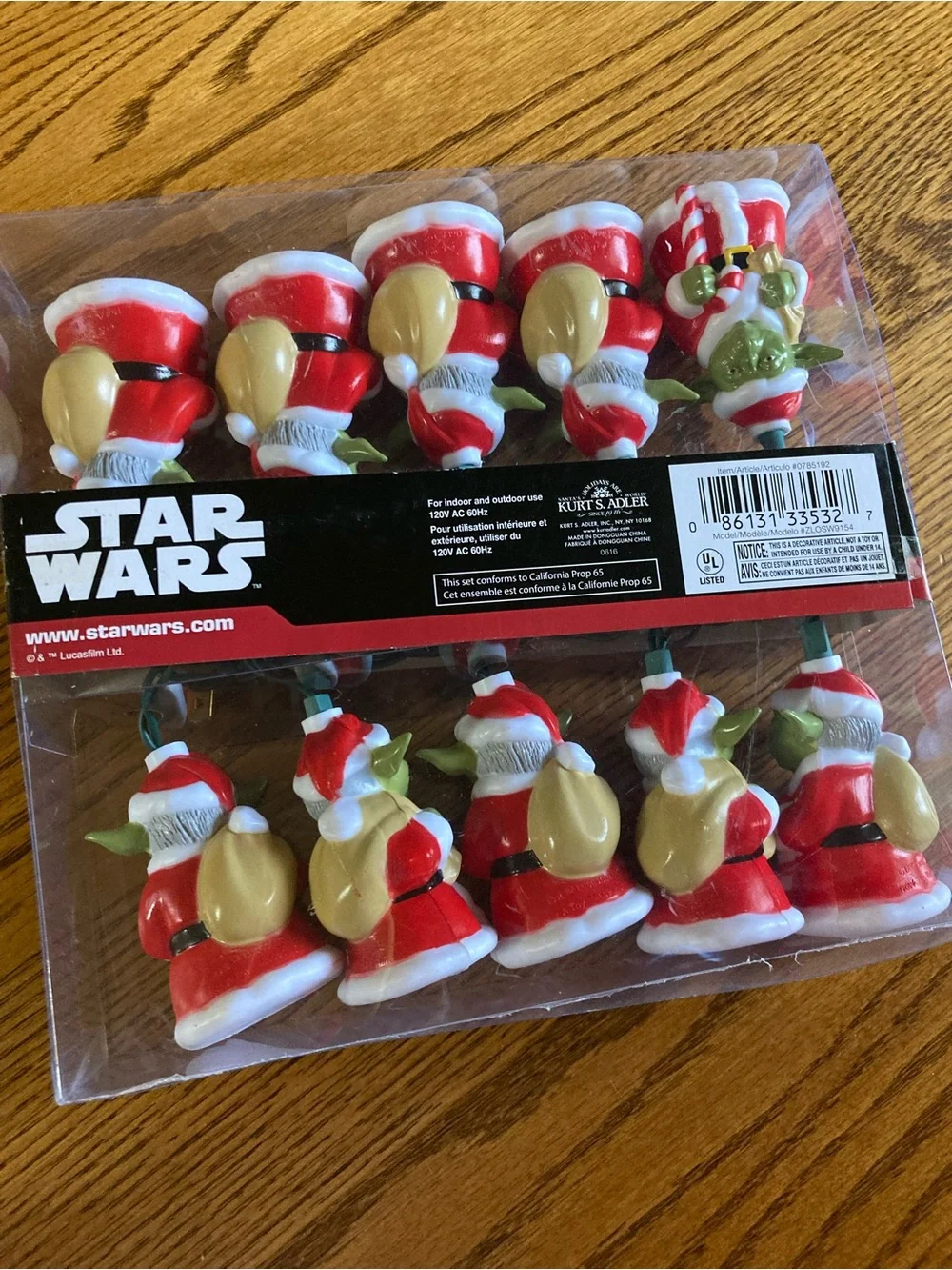 Disney Star Wars Yoda Holiday String Lights - Red & Green
